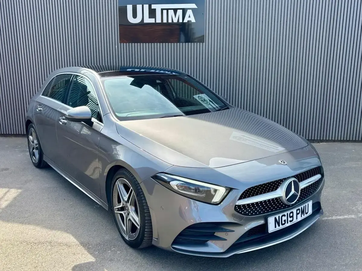 Used Mercedes A180 AMG Line Premium Plus 116 HP (85 kW) 2019 Grey Hatchback