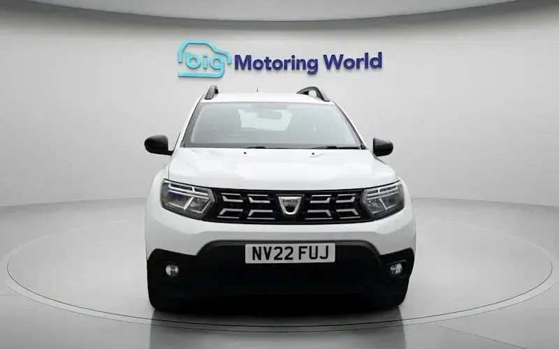 Used Dacia Duster Comfort 116 HP (85 kW) 2022 White SUV