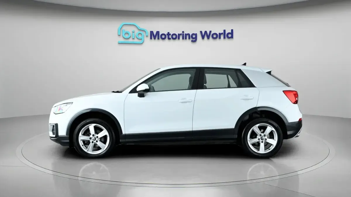 Used Audi Q2 Sport 116 HP (85 kW) 2019 White SUV