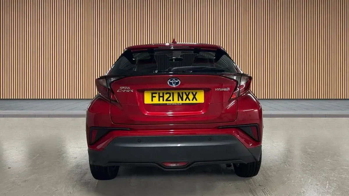 Used Toyota C-HR 122 HP (89 kW) 2021 Red SUV