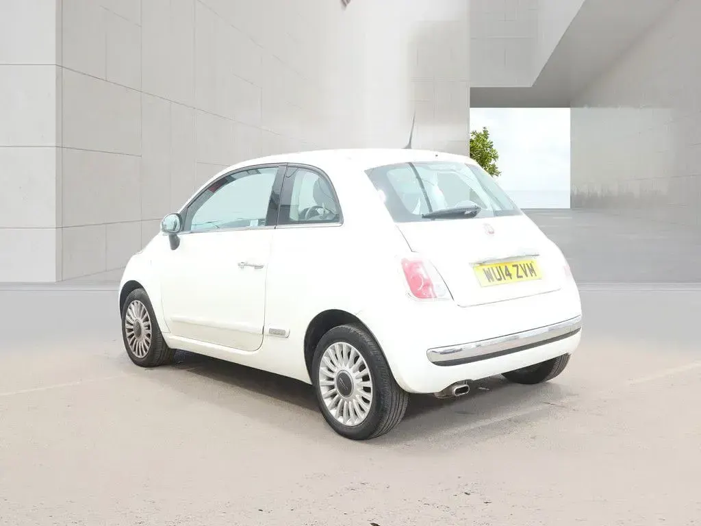 Used Fiat 500 Lounge 69 HP (50 kW) 2014 White Hatchback