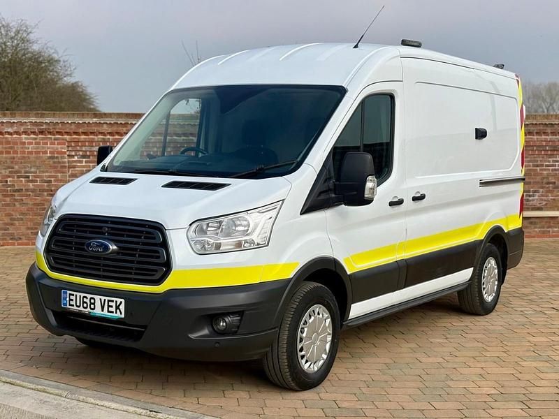 Used Ford Transit 130 HP (95 kW) 2019 White Van