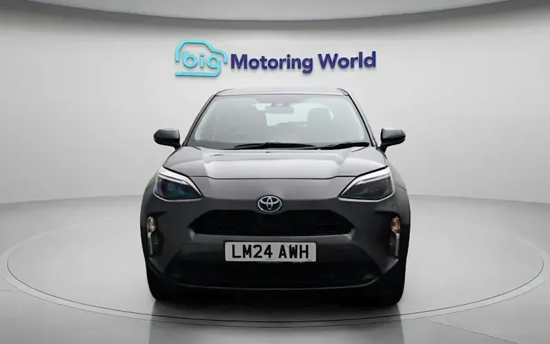 Used Toyota Yaris Hybrid 116 HP (85 kW) 2026 Estate