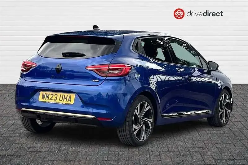 Used Renault Clio V Engineered 2023 Blue Hatchback