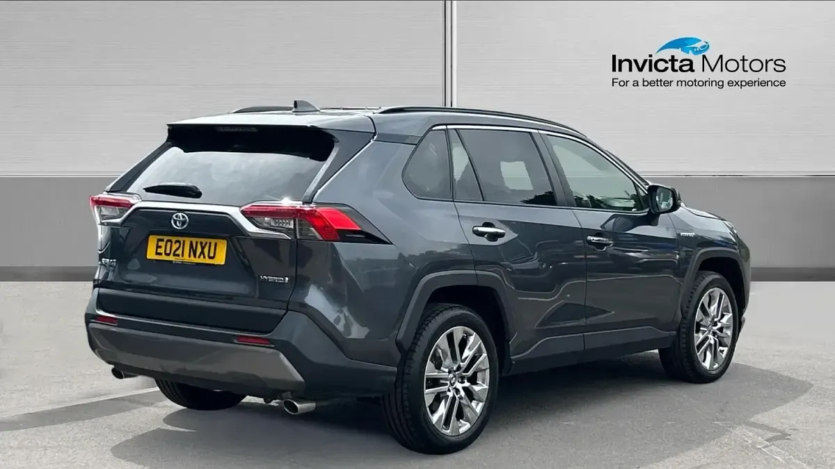 Used Toyota RAV4 218 HP (160 kW) 2021 Grey SUV