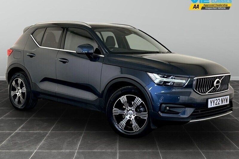Blue Used 2022 Volvo XC40 Inscription SUV | £22,995 (Fair price) - Image 1/1