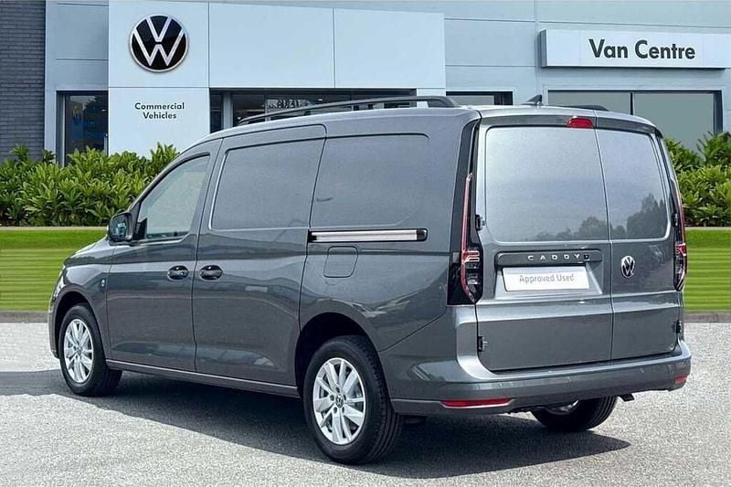 Used VW Caddy Maxi Pro 122 HP (89 kW) 2025 Grey MPV