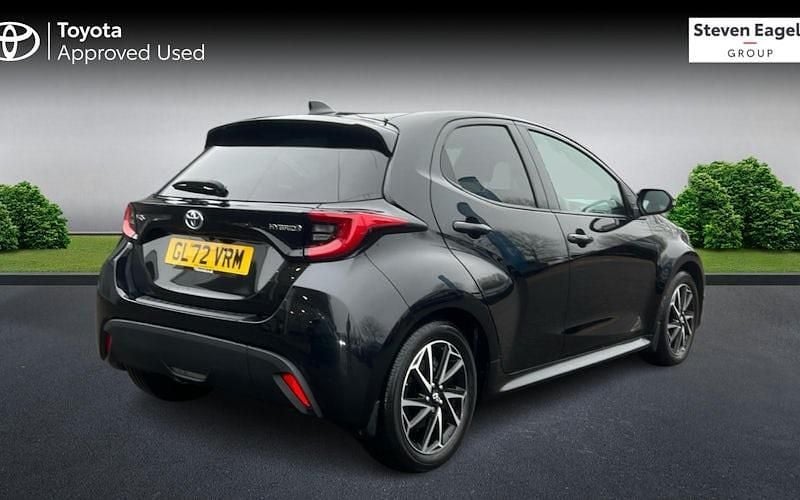 Used Toyota Yaris Hybrid Design 116 HP (85 kW) 2026 Hatchback