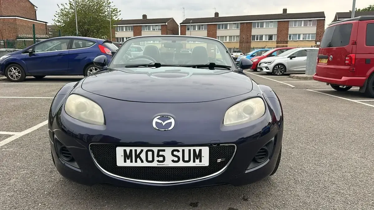 Usado Mazda MX5 126 HP (92 kW) 2010 Azul Cabrios