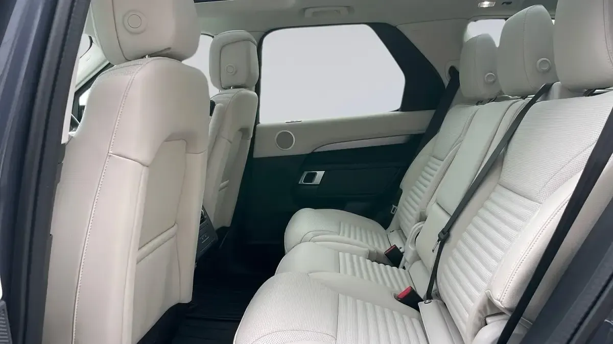 Used Land Rover Discovery 5 SE Dynamic 2026 Varesine SUV
