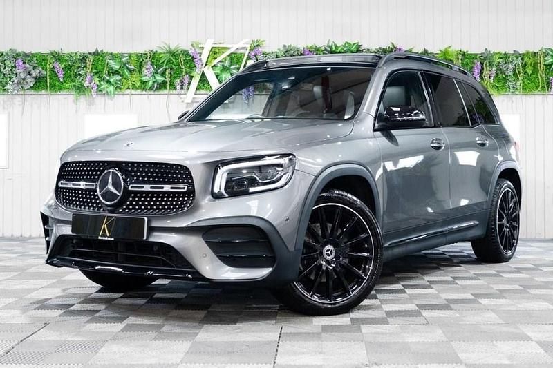 Grey Used 2022 Mercedes GLB200 AMG line SUV | £31,786 (Expensive) - Image 1/4