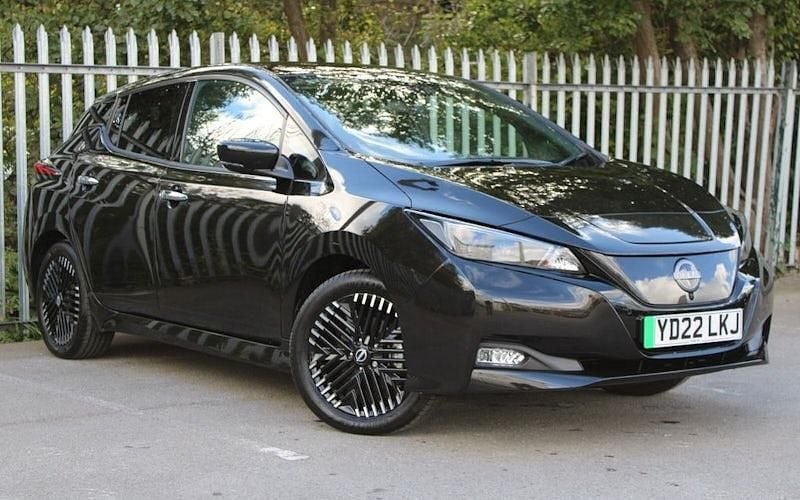 Used 2025 Nissan Leaf Tekna Hatchback | £7,920 (Super price) - Image 1/4