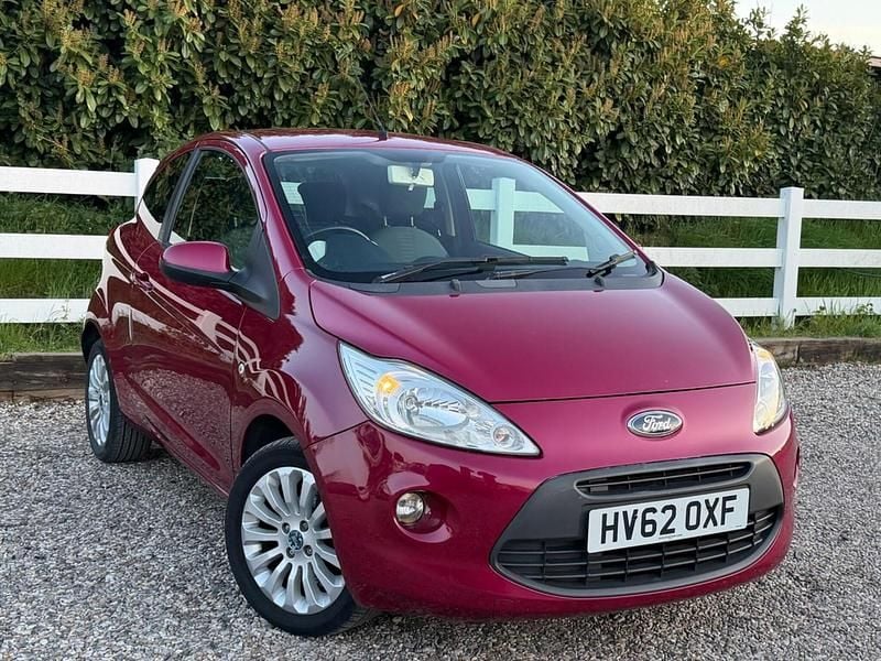 Used Ford Ka Zetec 69 HP (50 kW) 2012 Red Hatchback