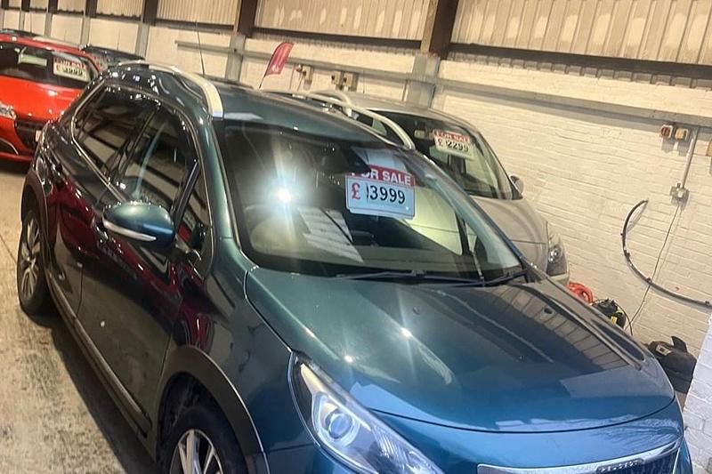 Used 2008 Peugeot 2008 Allure SUV | £3,699 (Good price) - Image 1/1