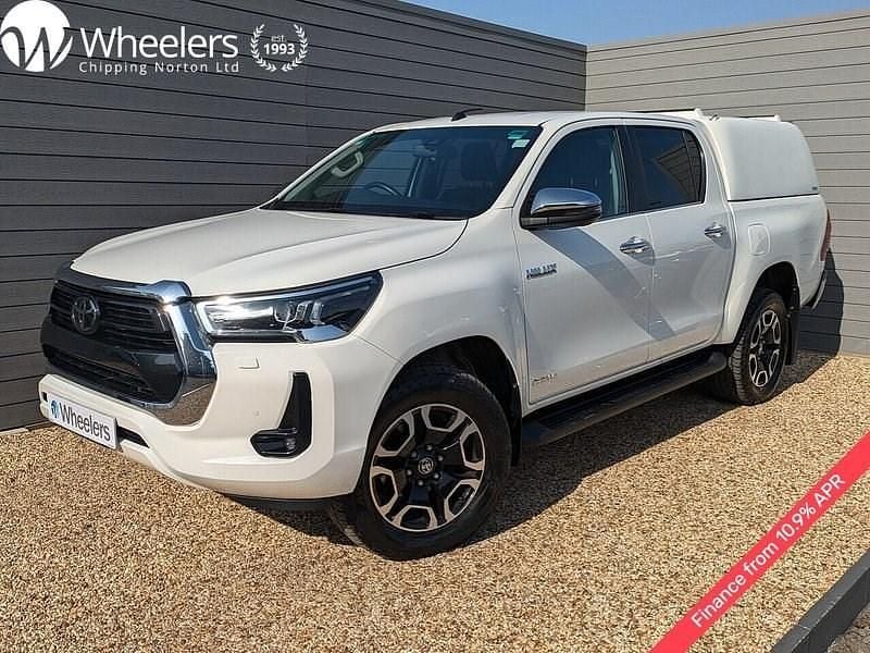 White Used 2021 Toyota HiLux Pickup | £17,995 (Super price) - Image 1/4