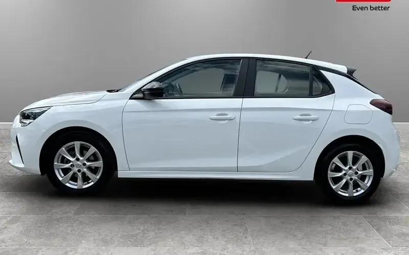 Used Vauxhall Corsa Design Edition 75 HP (55 kW) 2023 White Hatchback