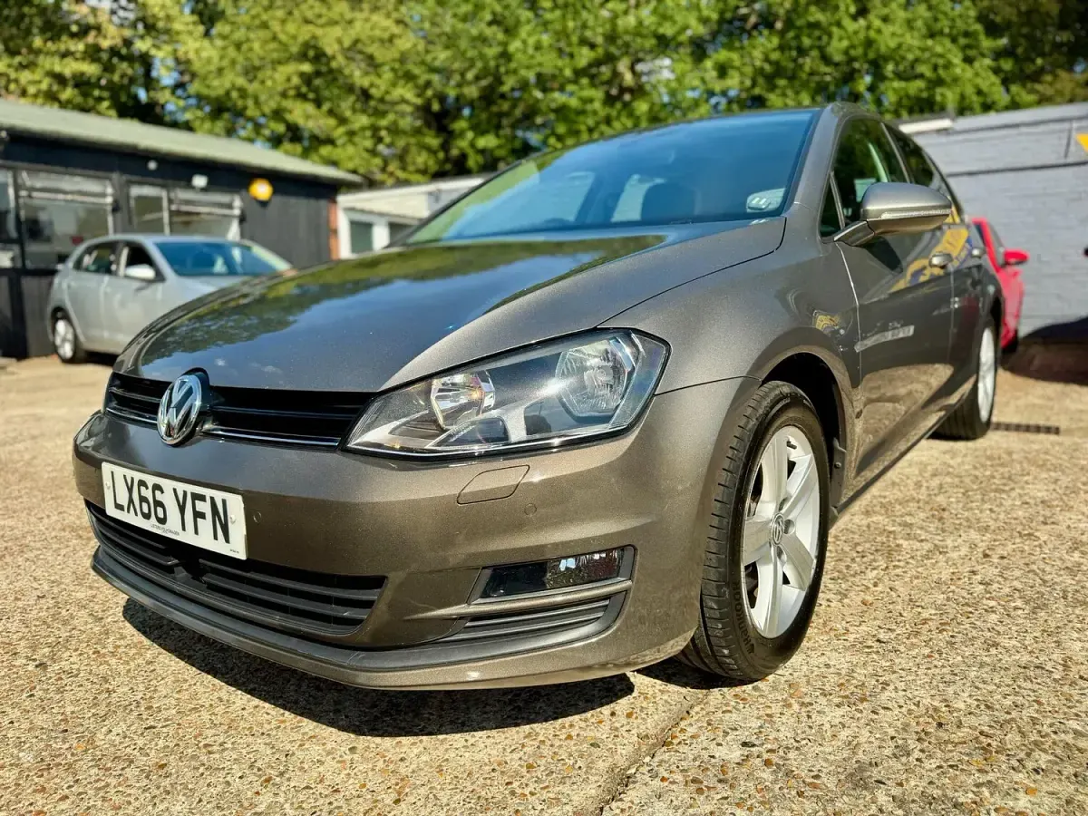 Used VW Golf VII Edition 125 HP (91 kW) 2016 Grey Hatchback