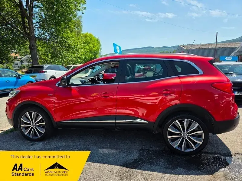 Used Renault Kadjar Signature 130 HP (95 kW) 2015 Red SUV
