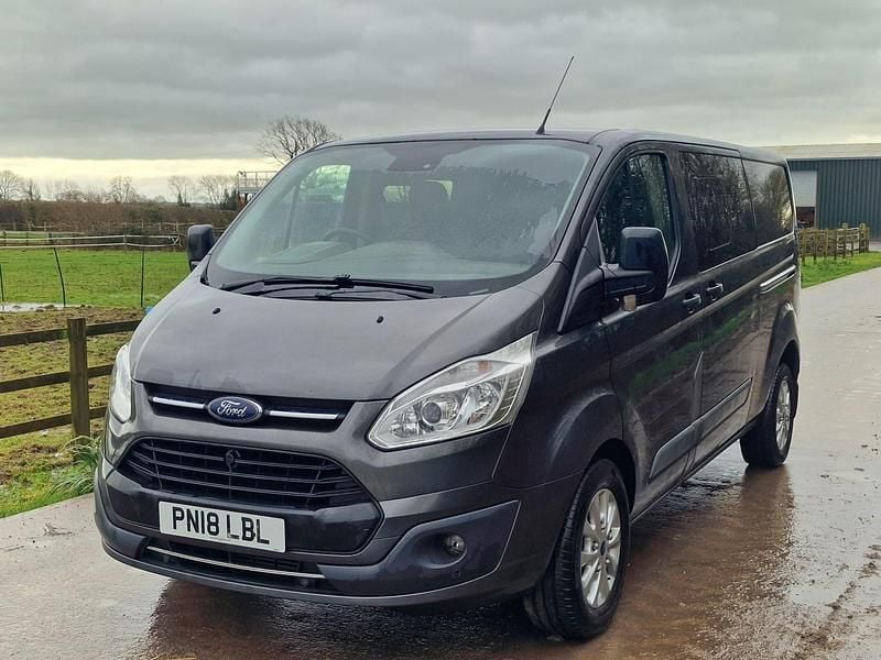 Begagnad Ford Transit Custom Trend 130 HK (95 kW) 2018 Grå Van