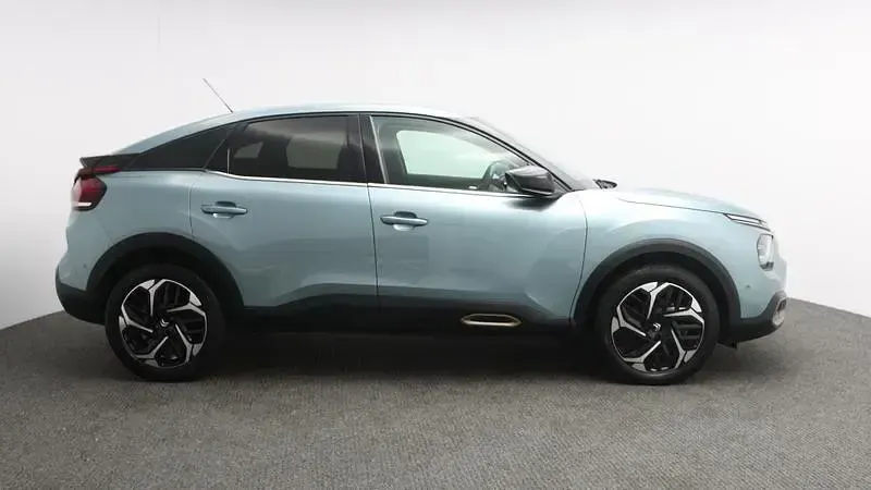 Used Citroën C4 PureTech 130 HP (95 kW) 2022 Blue Hatchback