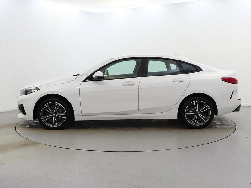 Used BMW 218 Sport Line 2021 White Coupe