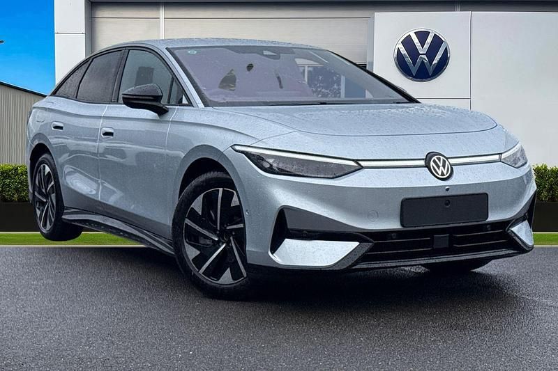 Silver New 2025 VW ID.7 Pro Sedan | £46,785 (Expensive) - Image 1/4