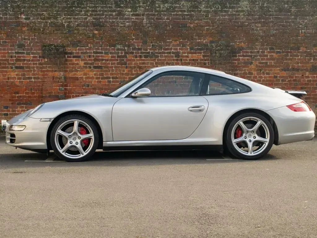 Used Porsche 911 355 HP (261 kW) 2006 Silver Coupe