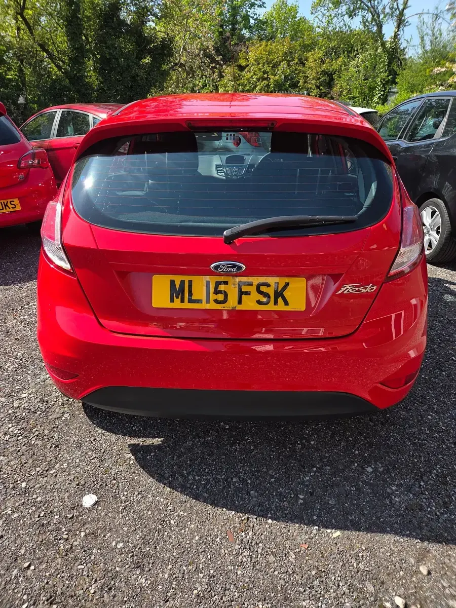Used Ford Fiesta Zetec 2015 Red Hatchback