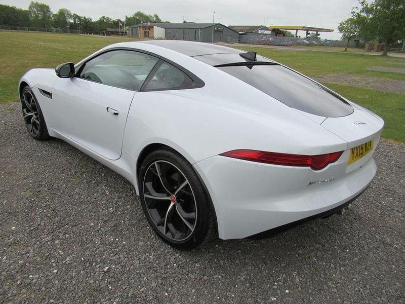 Used Jaguar F-Type Supercharged 2015 Yulong white Coupe