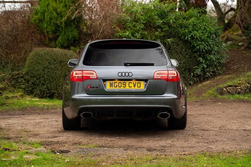 Used Audi RS6 Basis 580 HP (426 kW) 2009 Grey Estate