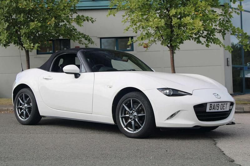 White Used 2019 Mazda MX5 Cabriolet | £12,445 (Fair price) - Image 1/4