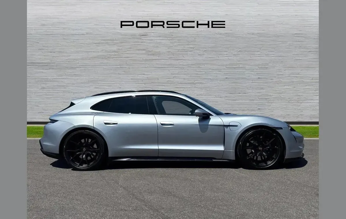 Used Porsche Taycan Performance Package 493 kW (671 HP) 2023 Dolomite silver Estate