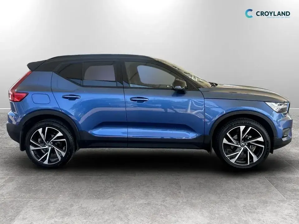 Used Volvo XC40 R-Design Pro 163 HP (119 kW) 2020 Blue SUV