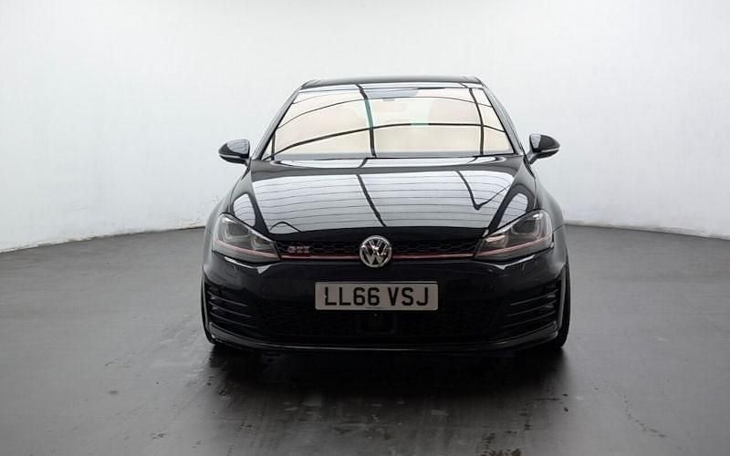 Used VW Golf VII GTI 230 HP (169 kW) 2016 Hatchback