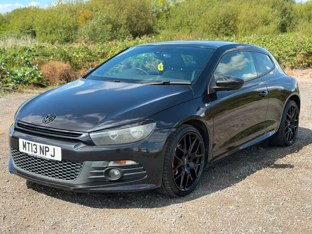 Used VW Scirocco R-line 138 HP (101 kW) 2013 Black Coupe