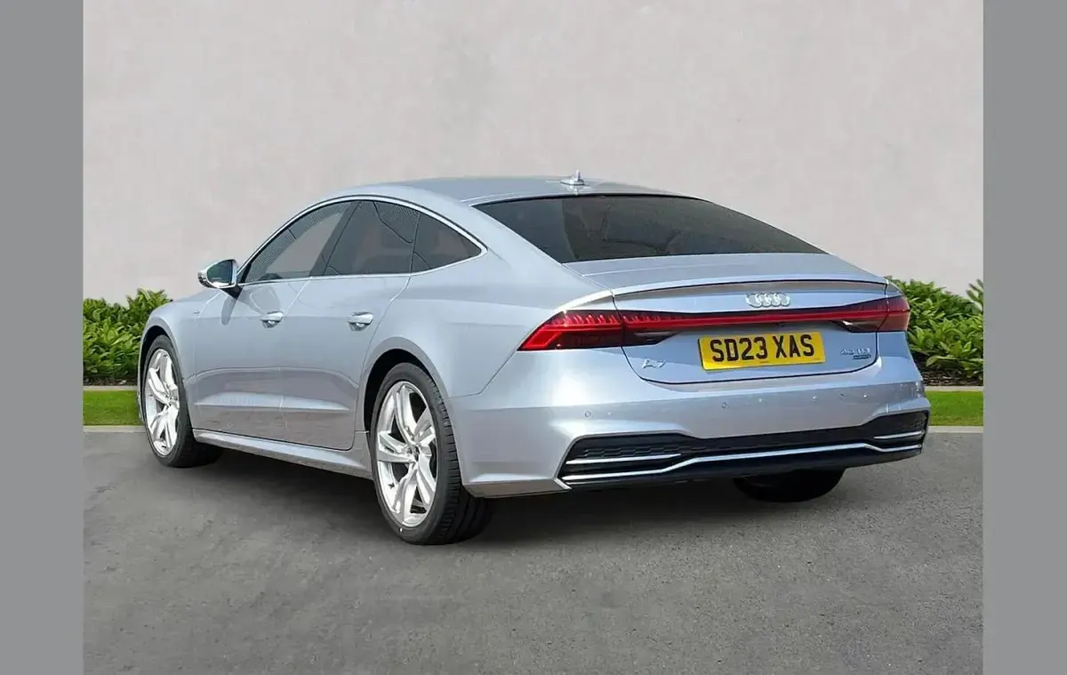 Used Audi A7 S-Line 204 HP (150 kW) 2023 Silver Sedan