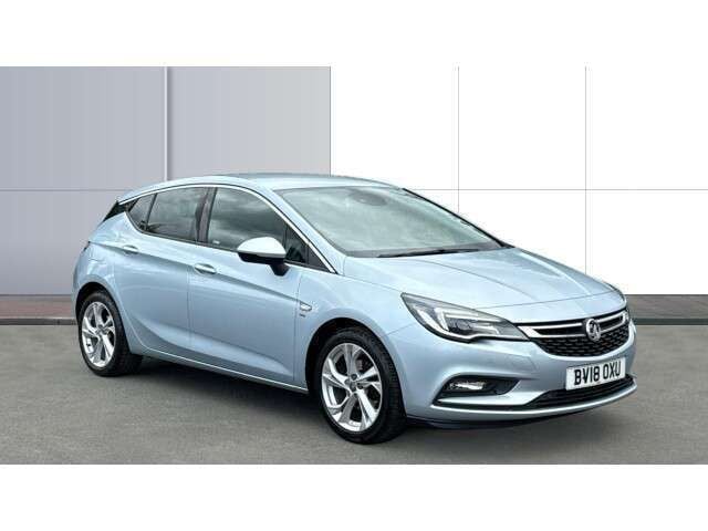 Silver Used 2018 Vauxhall Astra SRi Hatchback | £8,898 (Fair price) - Image 1/4