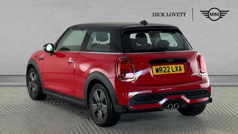 Used Mini Cooper S Classic 176 HP (129 kW) 2022 Red Hatchback