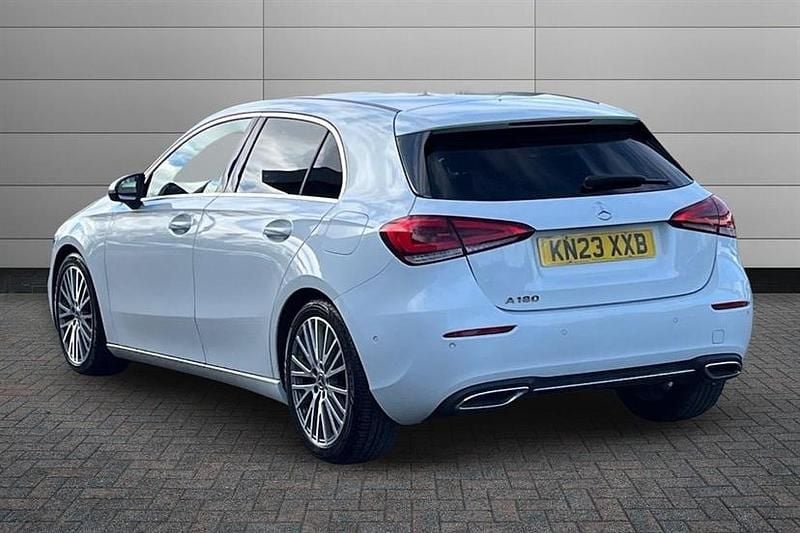 Used Mercedes A180 Executive 136 HP (100 kW) 2023 Digital white Hatchback