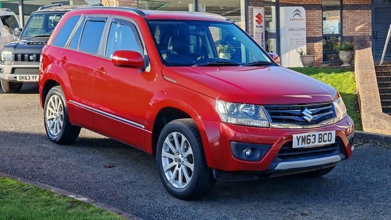 Red Used 2014 Suzuki Grand Vitara SZ5 SUV | £8,995 (Expensive) - Image 1/4