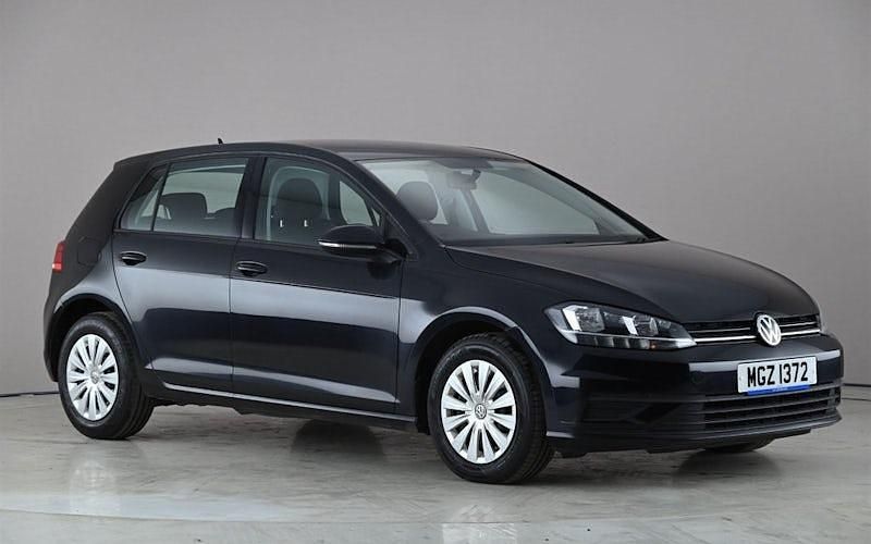 Used VW Golf VII S 116 HP (85 kW) 2019 Black Hatchback