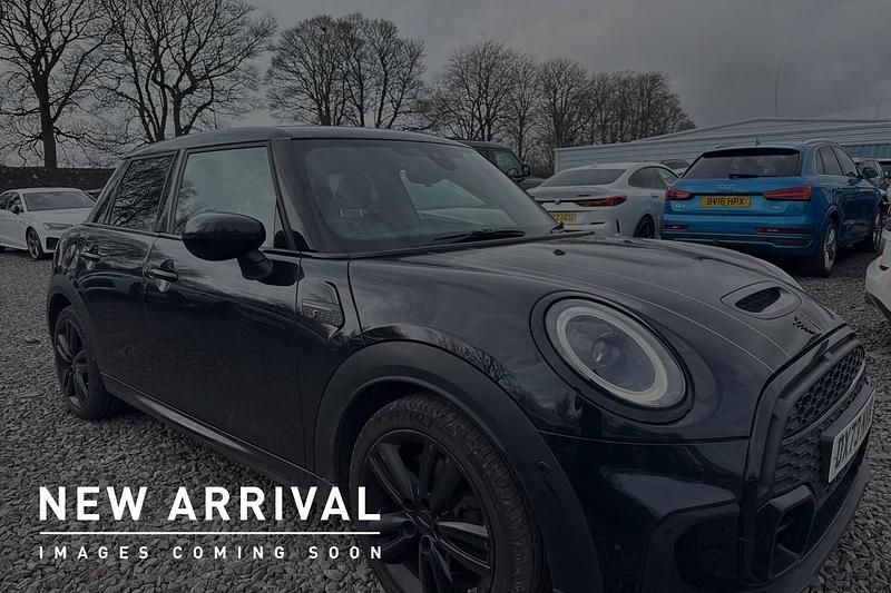 Used Mini Cooper S Sport 176 HP (129 kW) 2023 Black Hatchback