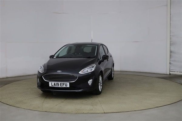 Black Used 2019 Ford Fiesta Titanium Hatchback | £9,450 (Fair price) - Image 1/1
