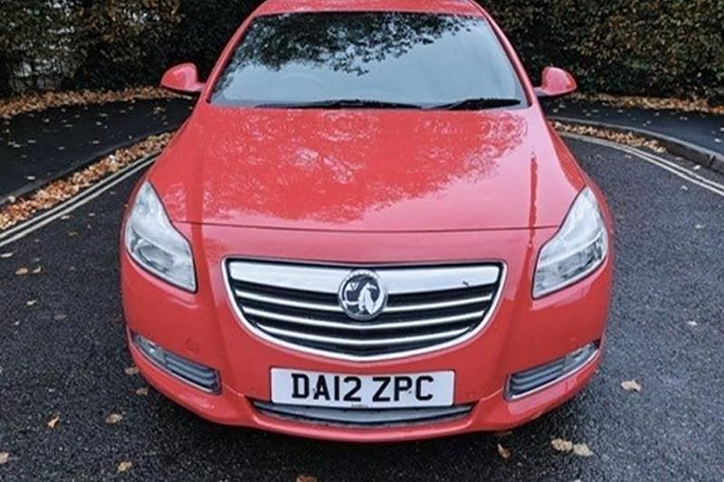 Red Used 2012 Vauxhall Insignia SRi Hatchback | £2,995 (Fair price) - Image 1/1