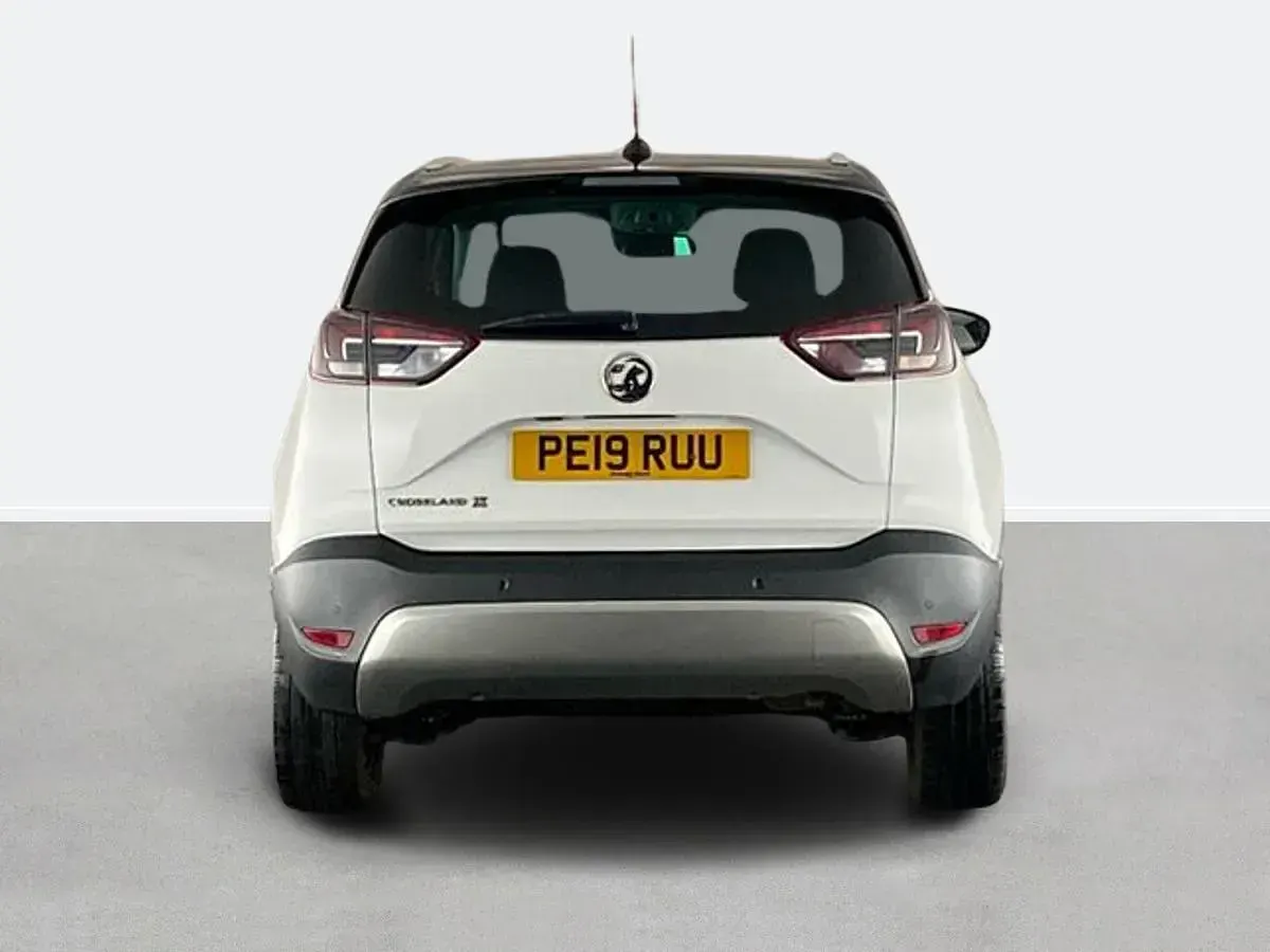 Used Vauxhall Crossland X Elite 81 HP (59 kW) 2019 White SUV