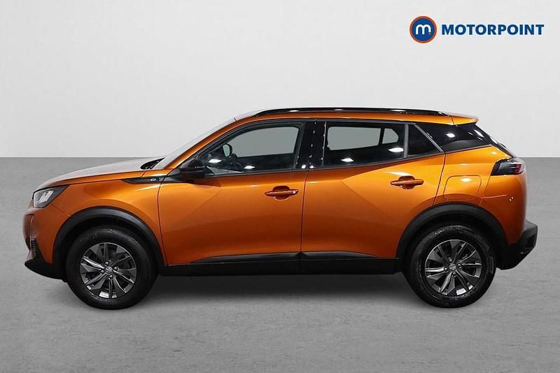 Used Peugeot e-2008 Active+ 100 kW (136 HP) 2022 Orange SUV