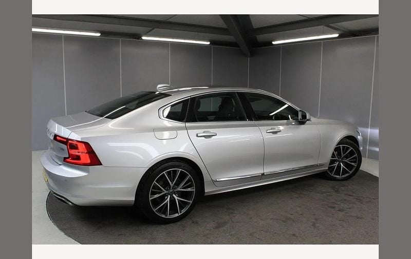Used Volvo S90 Inscription 188 HP (138 kW) 2020 Silver Sedan