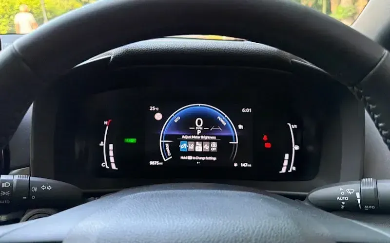 New Toyota C-HR 140 HP (102 kW) 2025 Blue SUV
