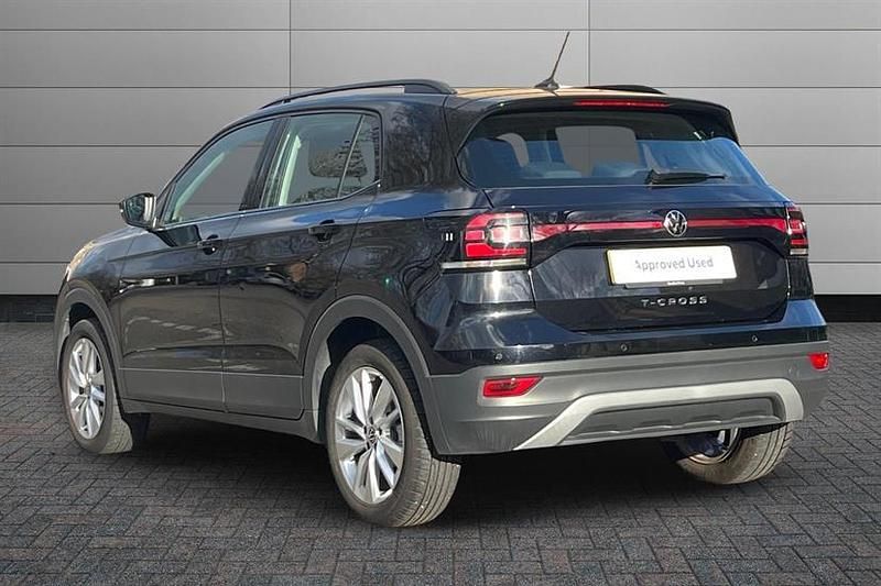Used VW T-Cross SE 110 HP (80 kW) 2022 Black SUV
