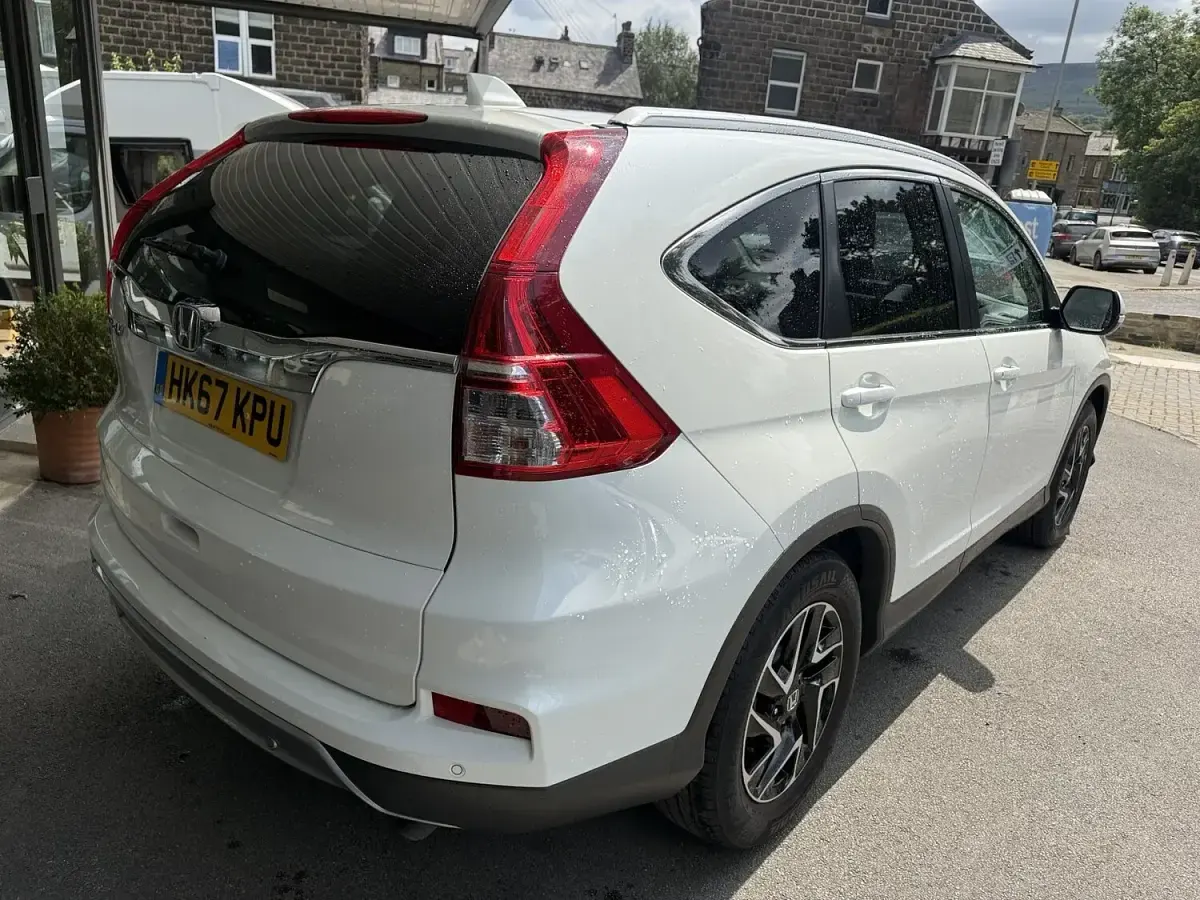 Used Honda CR-V SE Plus 120 HP (88 kW) 2018 White SUV